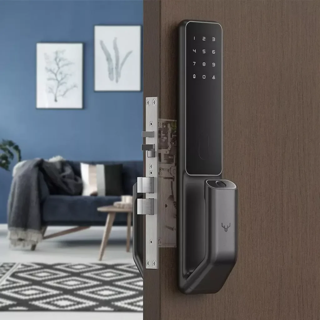 Advanced Smart Door Lock