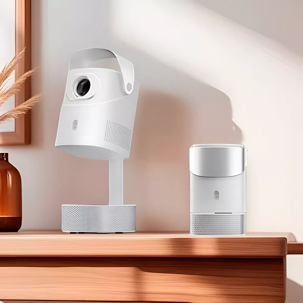 Mini Smart LED Projector with WiFi, Bluetooth, 750 ANSI, 4K Support, Stand